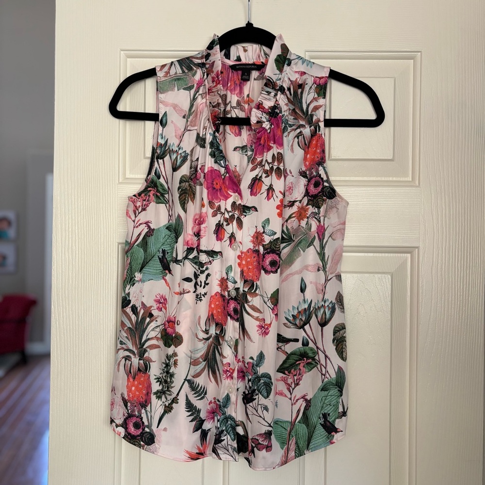 Banana Republic Botanical Print Ruffle Neck Sleeveless Blouse - Pink Blush
